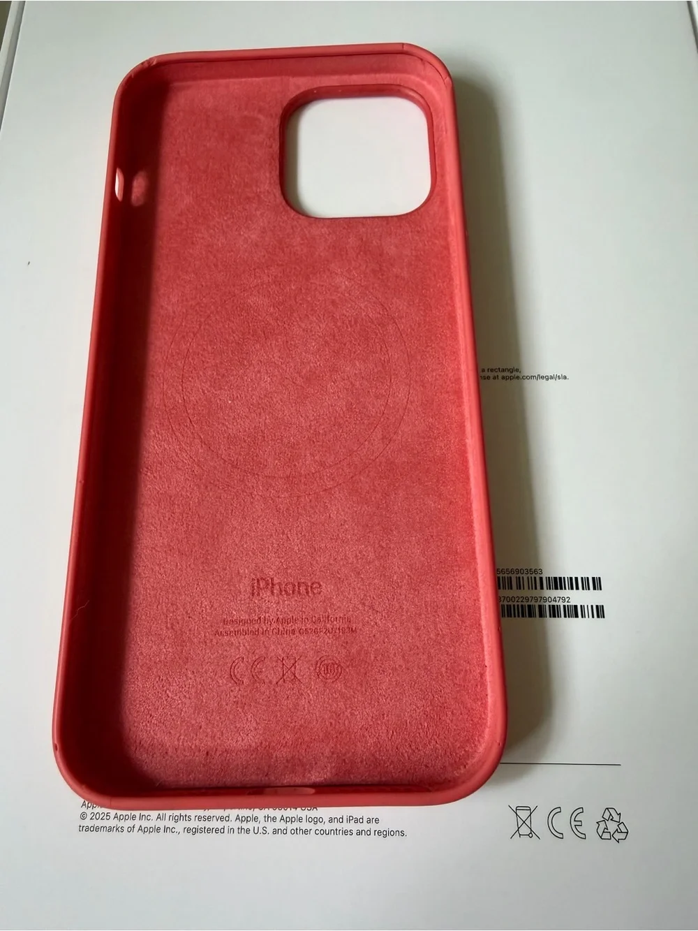 Apple Silicone Case - Coral Pink